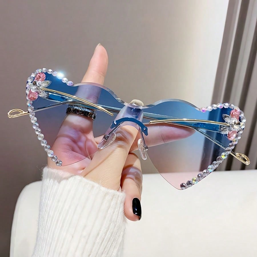1pcs Heart Shaped One-Piece Women Fashion Eyeglasses Luxury Rhinestone Flower Decoration Tone Music Festival