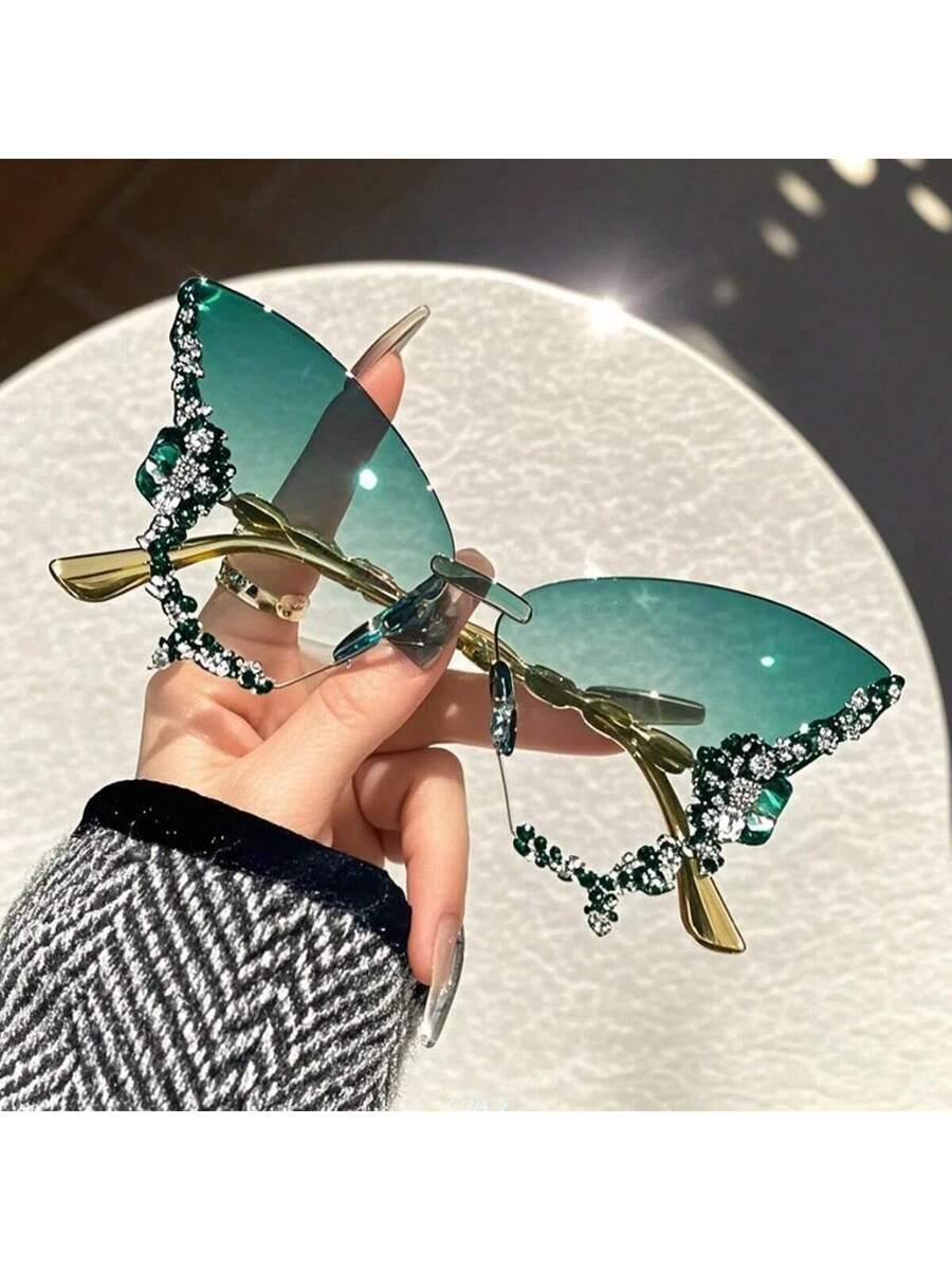 Dazzling Women's Rhinestone Butterfly - Lightweight, Stylish For Driving And Sports