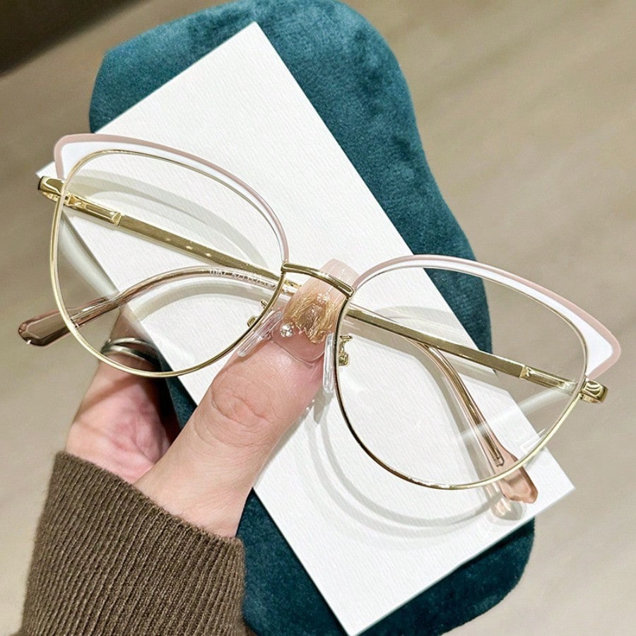 1 Pcs Set Of Ladies Cat-Eye Glasses